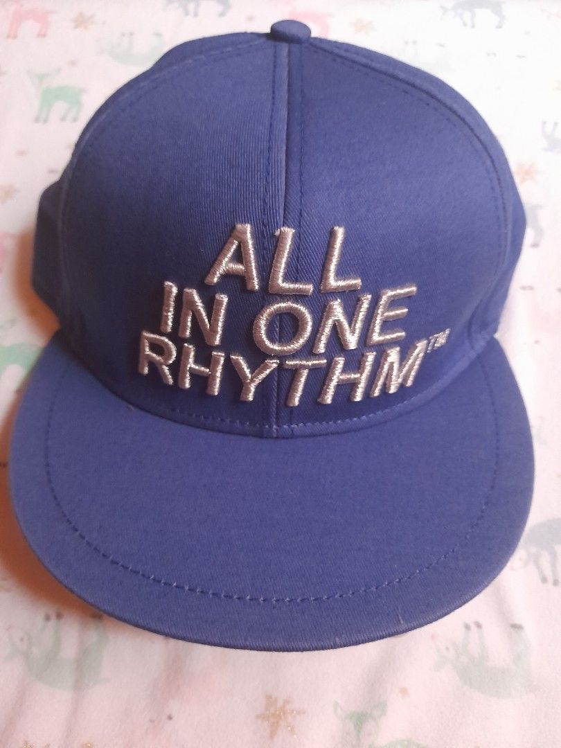2014 FIFA WORLD CUP - BRAZIL (Category: Caps & Hats) located in San Jose del Monte. Submitted by r33s3 (Listing ID 1335679125, Image 2). Description: 2014 FIFA WORLD CUP - BRAZIL Blue Snapback Complete Snap RFS Deluttering Of My Personal Cap Collection For The Past Years Color Rate 9/10 Color May Vary From Room Lighting Needs Wash And Reshape ***FREE SHIPPING Payment First Policy Feel Free To DM.