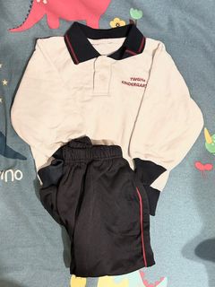 東華三院幼稚園冬季運動服(XS碼）64235956346371110