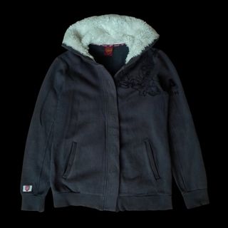 (Category: ) located in . Submitted by rouxtten.clothes (Listing ID 1335653421, Image 1). Description: .