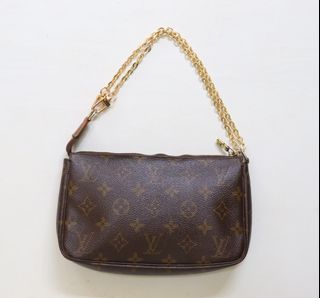 (Kategori: ) berada di . Dikirim oleh natalie_authenticpreloved (ID iklan 1335769292, Gambar 1). Deskripsi: .