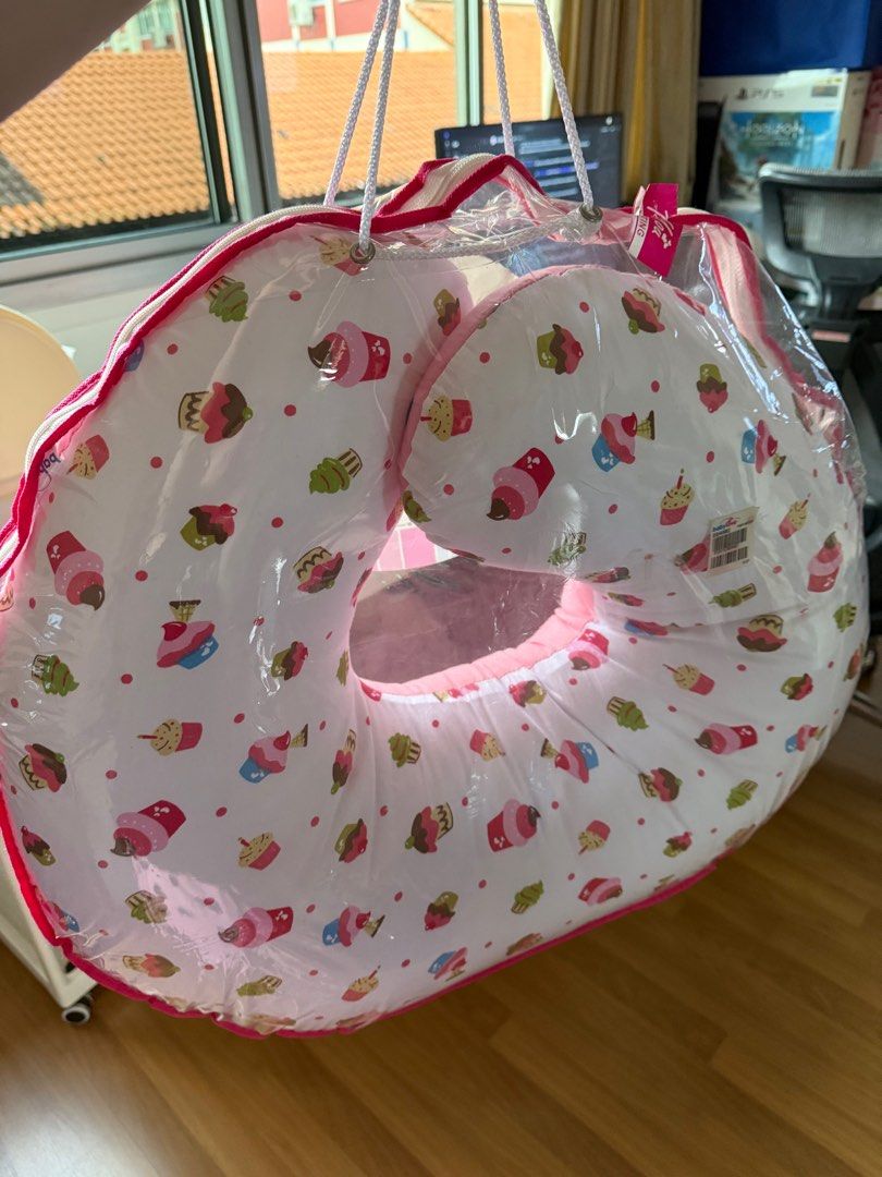 Love boppy pillow online