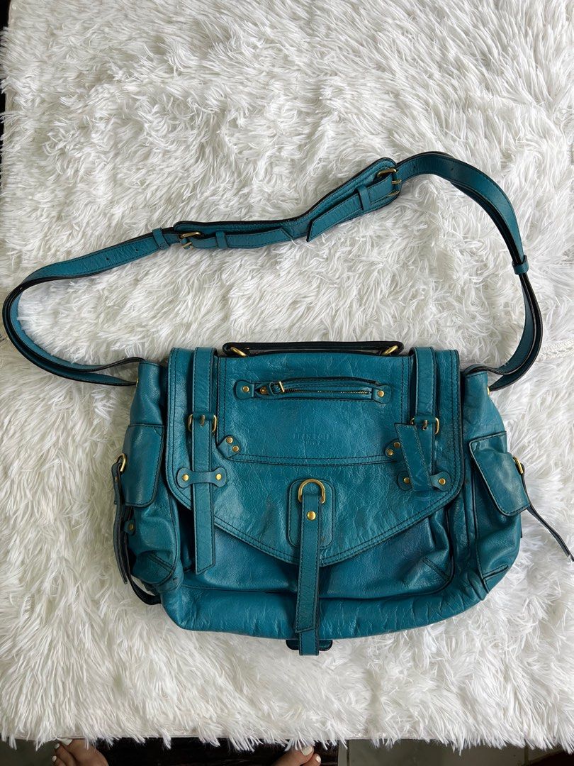 Bean Pole Two way Bag (Category: Luxury Bags & Wallets) located in Nagcarlan. Submitted by itsmiholai (Listing ID 1335685438, Image 3). Description: See photos! 😊.