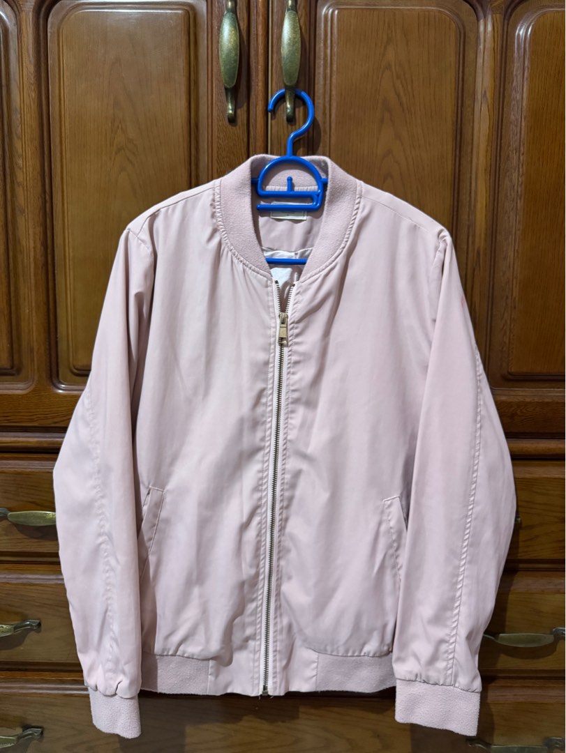Penshoppe Bomber Jacket Women s Fashion Coats Jackets and Outerwear on Carousell