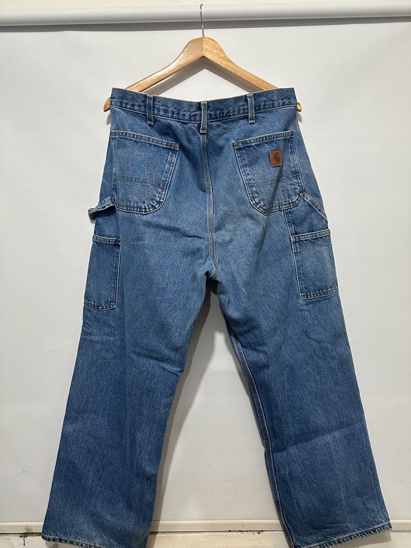 Carhartt Double Knee Workwear Pants (Category: Jeans) located in Pasig City. Submitted by garmentory (Listing ID 1335695441, Image 2). Description: Tagged size 38x30 Fits closer to 36 Vintage Carhartt Washed denim Loose Original Fit Excellent condition.