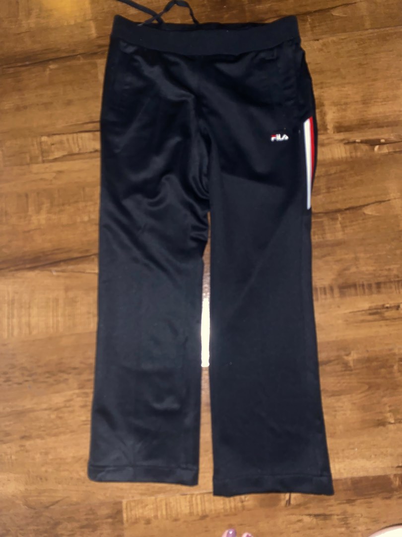 Celana training Fila hitam pekat