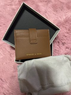 (Category: ) located in . Submitted by helennn (Listing ID 1335745557, Image 1). Description: .