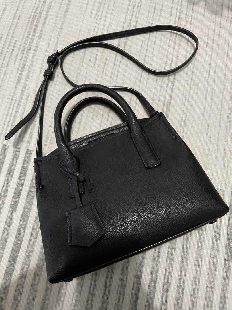Charles and keith tuck in flap bag best sale