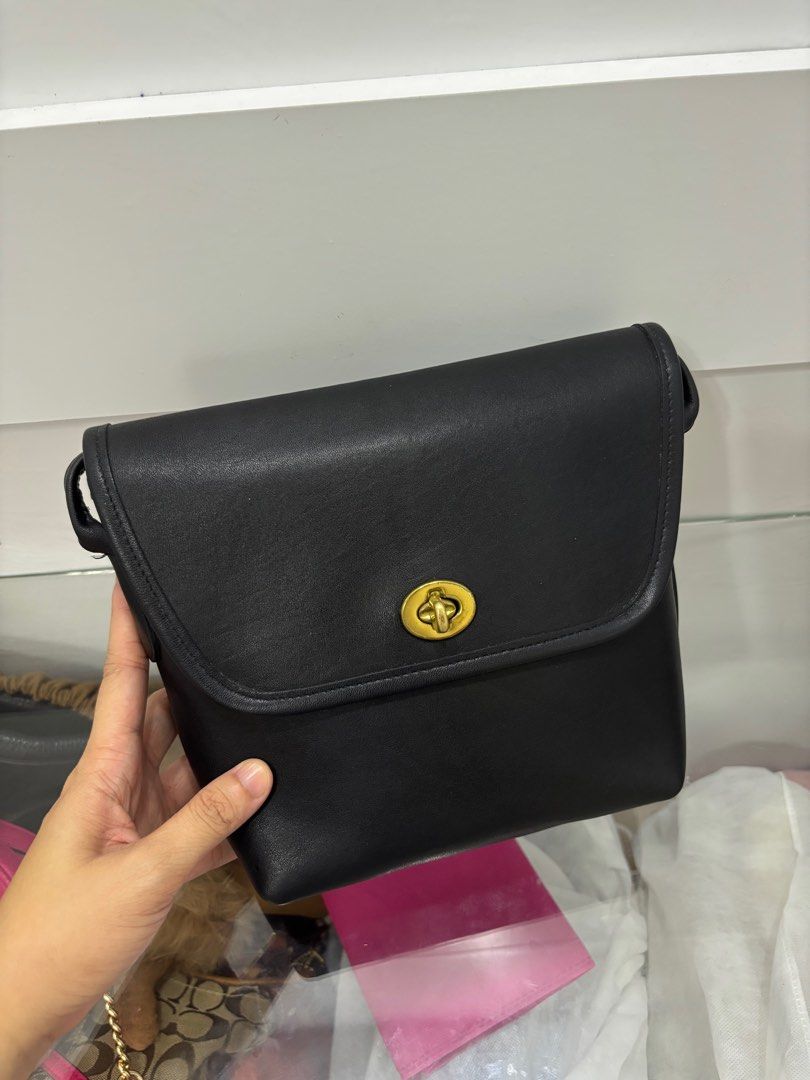 Vintage coach crossbody top