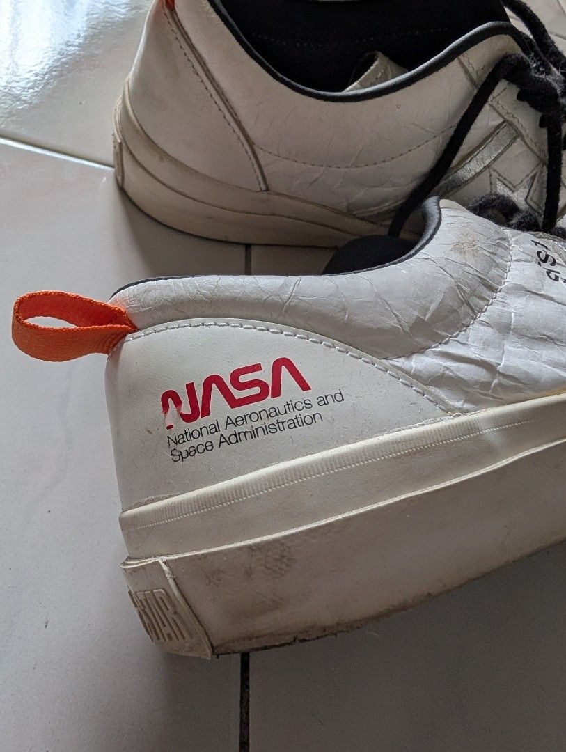CONVERSE X NASA Men s Fashion Footwear Sneakers on Carousell