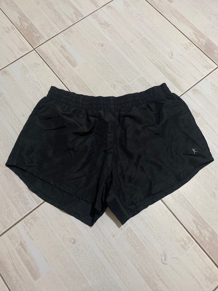 Danskin running shorts (Category: Activewear) located in Manila. Submitted by helpherdeclutter (Listing ID 1335671029, Image 2). Description: fits xs-s very nice.