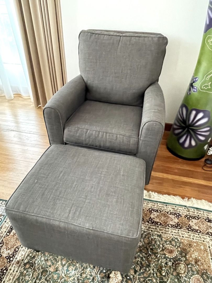DaVinci Maya Glider Rocking Chair with Ottoman