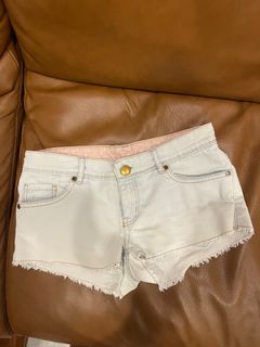 (Category: ) located in . Submitted by oglie (Listing ID 1335716372, Image 1). Description: .