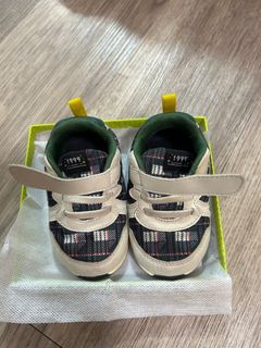（分類：）位於 。 由 kellysama 提交（商品編號 1335688680，圖片 1）。簡介： 。