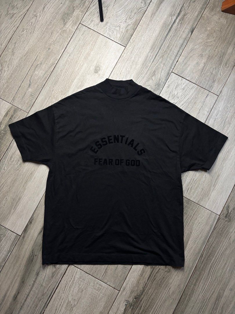 Fear of God Essentials Arch Logo Mock Neck T-shirt (Category: Tshirts & Polo Shirts ) located in Quezon City. Submitted by kenhernando915 (Listing ID 1335716868, Image 2). Description: Like New condition 23 x 30 no flaws.