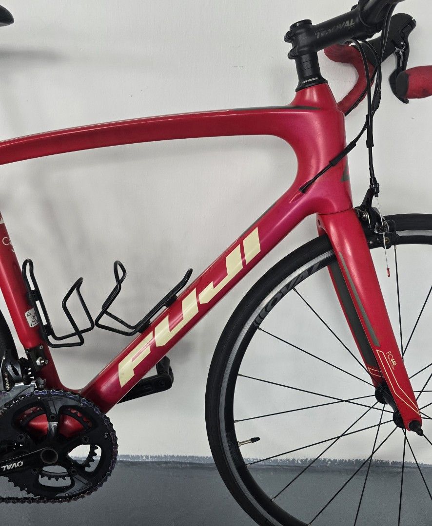 FUJI carbon roadbike