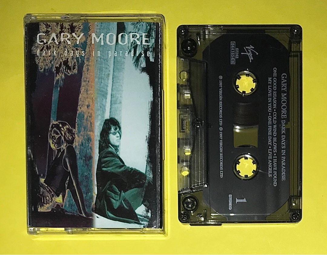 GARY MOORE - DARK DAYS IN PARADISE CASSETTE, Hobbies & Toys, Music