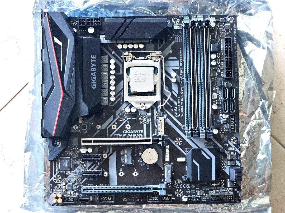 Gigabyte Z390m Gaming w Intel 8400