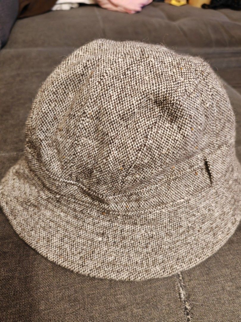Hat (Category: Cap & Hats) located in Petaling Jaya. Submitted by obl800 (Listing ID 1335698147, Image 3). Description: Take 2 for RM15.