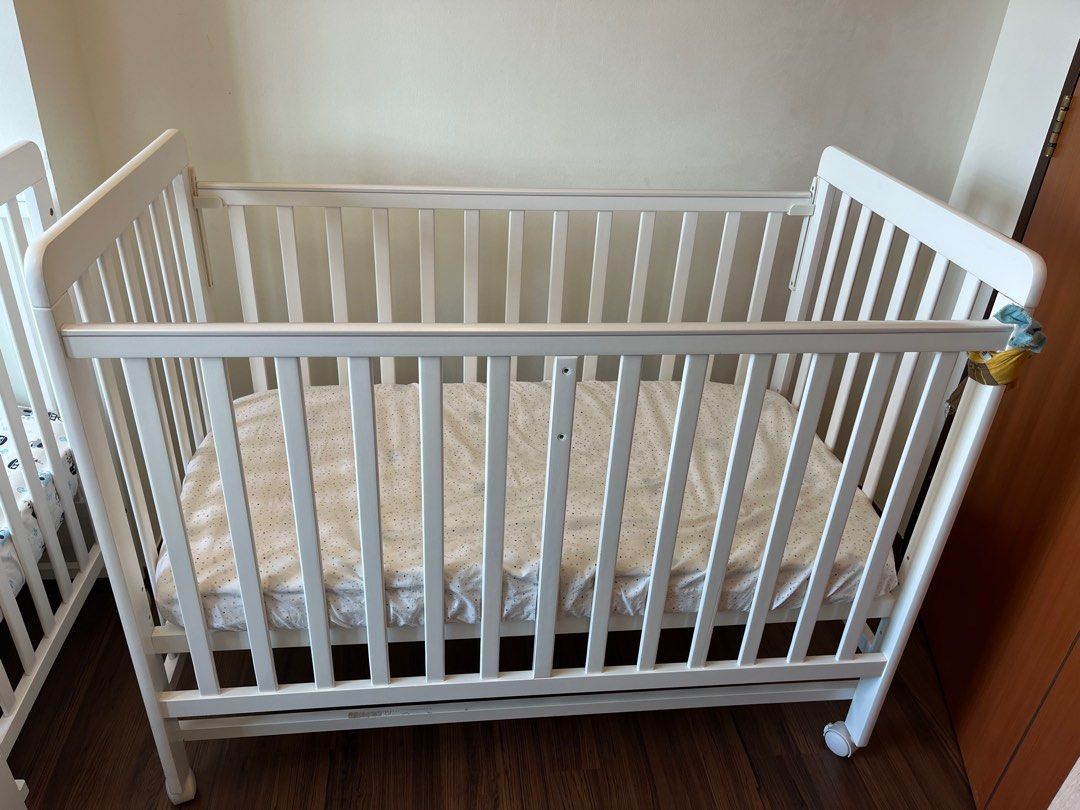 Convertible Baby Jarrons Cot Jarrons Co Happy Wonder 5-in-1