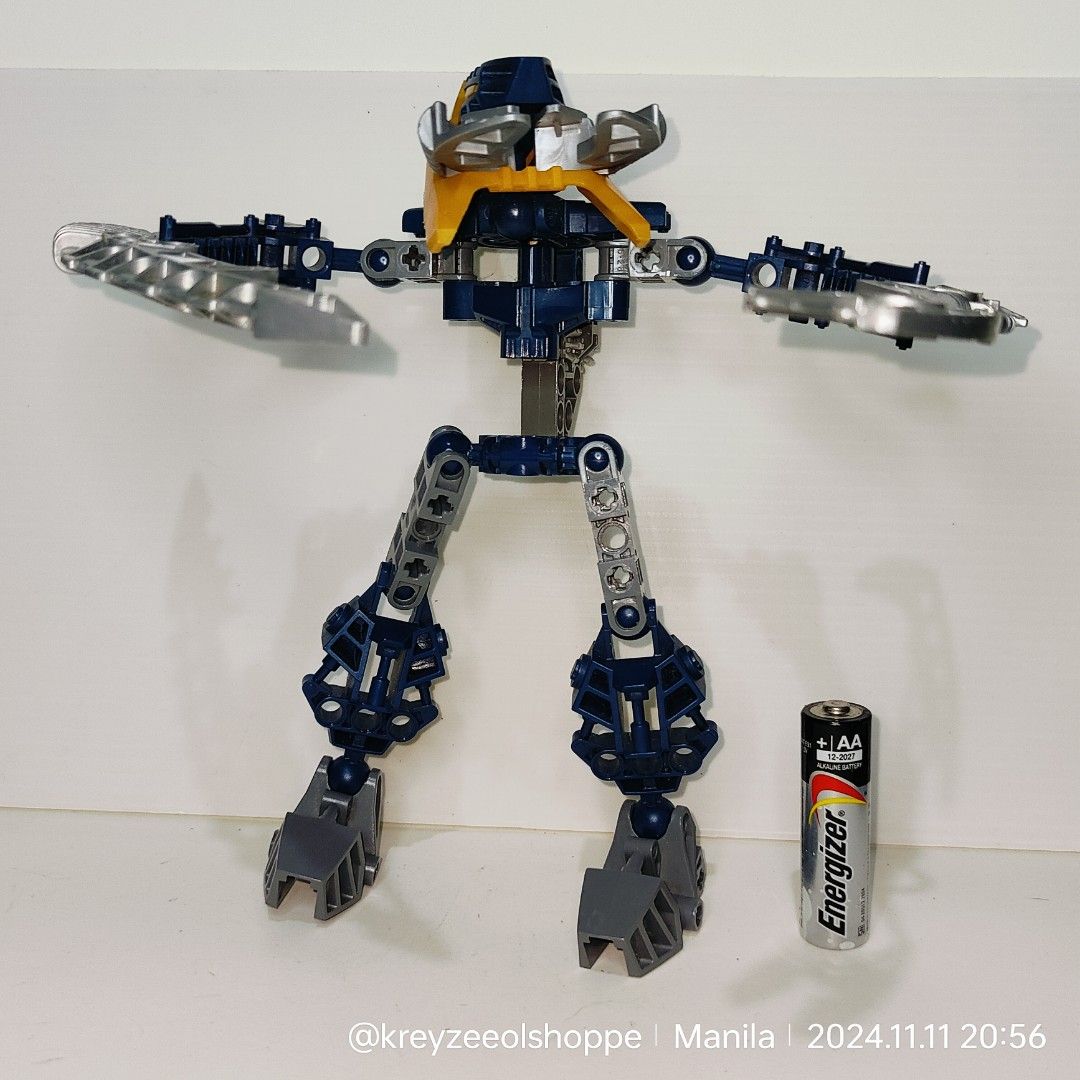 Lego Bionicle (loose) take all (Category: Lego & Building Sets) located in Manila. Submitted by imperialfeline (Listing ID 1335762307, Image 1). Description: dalawa 800 from hk box..