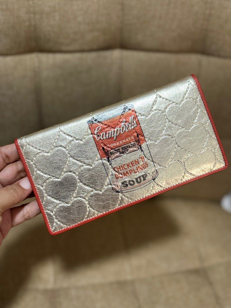 Lovcat Wallet (Category: Wallets & Card holders) located in Rizal. Submitted by zeyla31 (Listing ID 1335640383, Image 1). Description: Brand New 🩷.