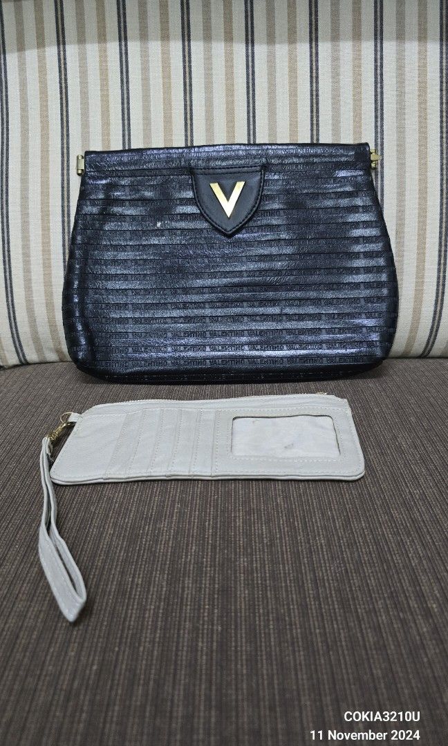 Mario Valentino Clutch Free small purse