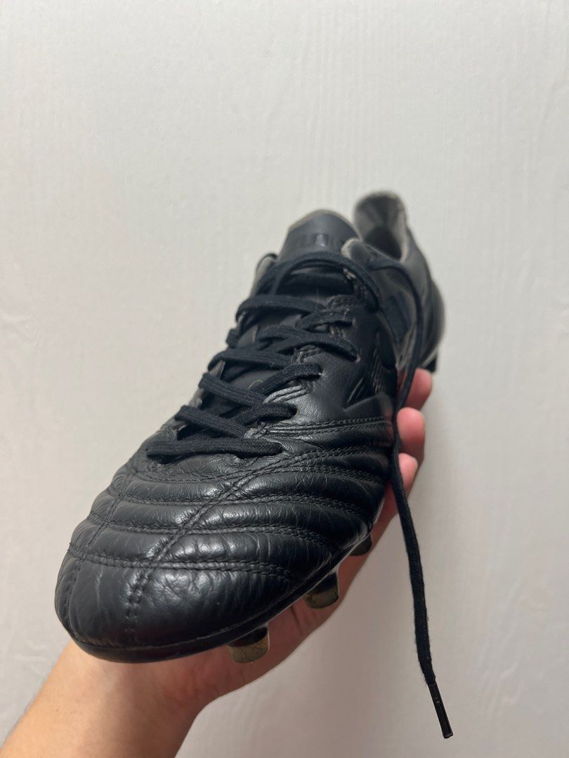 Mizuno Morelia Neo 2 Beta Elite (28.5cm), 男裝, 運動服裝- Carousell