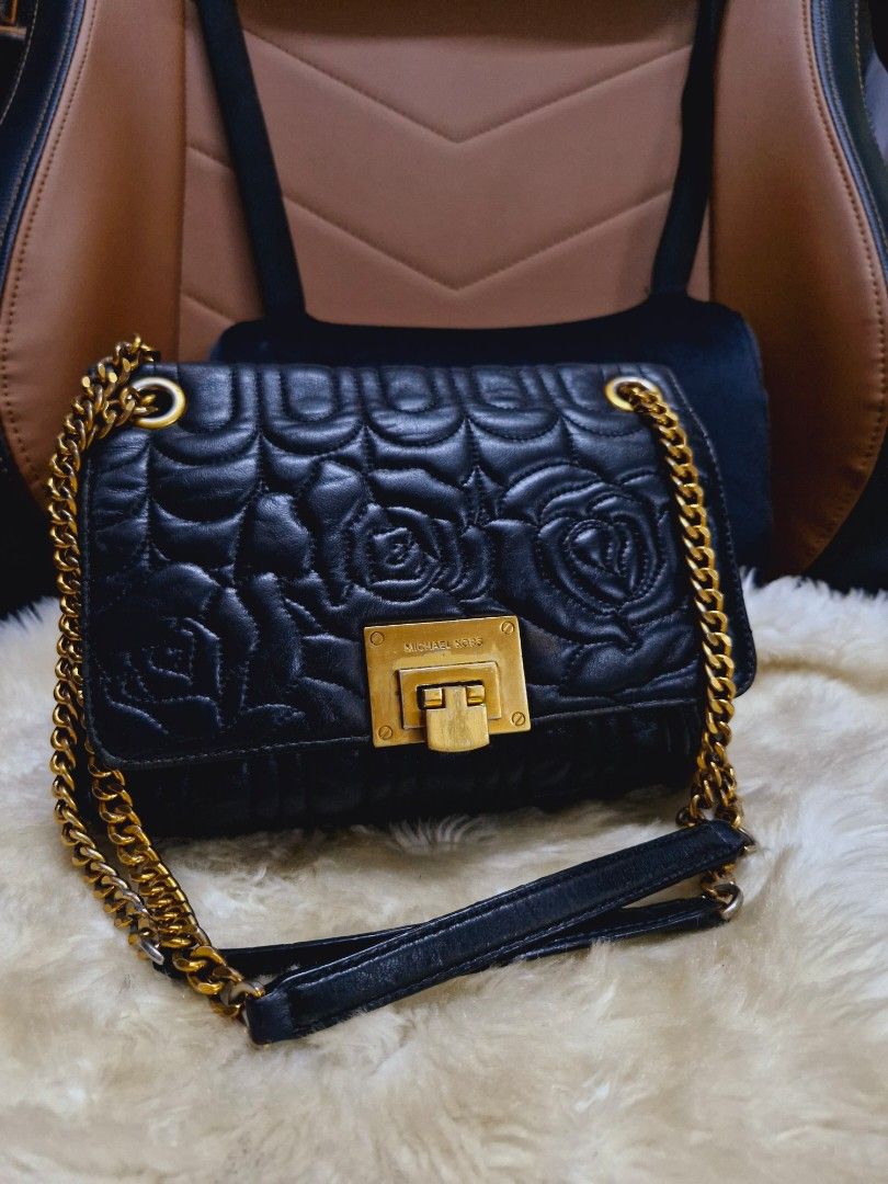 Mk vivianne black limited