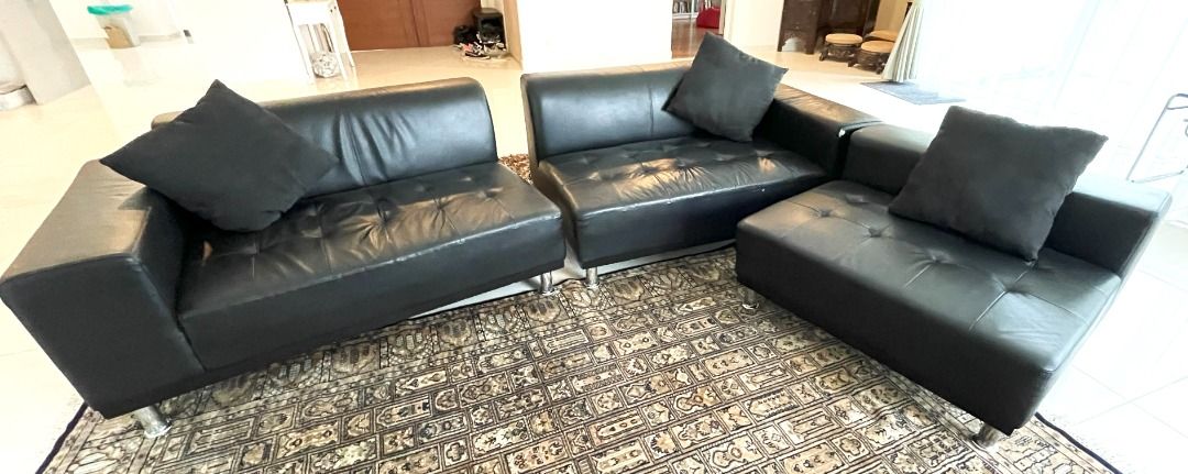 Modani leather sectional sale