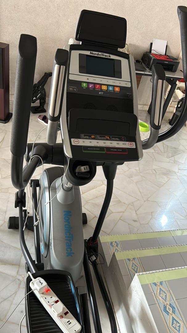 NordicTrack E 7.0 Z Elliptical Trainer Sports Equipment Exercise Fitness Cardio Fitness Machines on Carousell