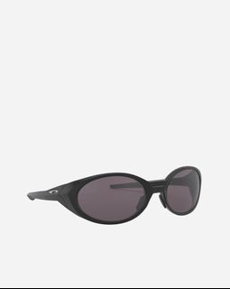 (Category: ) located in . Submitted by sneakers (Listing ID 1335722381, Image 1). Description: .