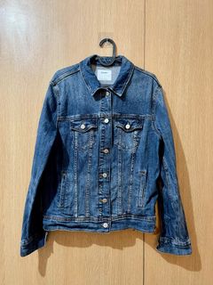 (Category: ) located in . Submitted by hen.preloved (Listing ID 1335708347, Image 1). Description: .