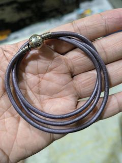 (Category: ) located in . Submitted by dinandalas (Listing ID 1335742533, Image 1). Description: .