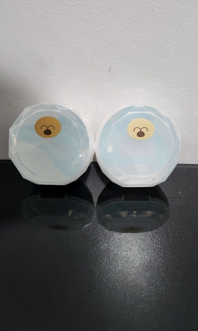 Pigeon All Silicon Pacifier - Small (Category: Soothers & Pacifiers) located in Taguig. Submitted by machichoo (Listing ID 1335772440, Image 2). Description: Selling my baby's personal items. (2) Pigeon All Silicon Pacifier - Small for Php400. RFS: Decluttering MOP: GCash / BPI.