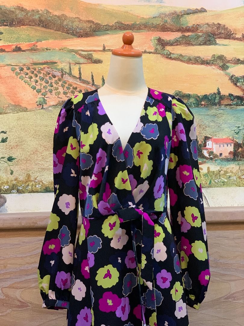 Preloved Kate Spade New York Winter Garden Wrap Dress B 129, Fesyen Wanita,  Pakaian Wanita, Gaun & Rok di Carousell