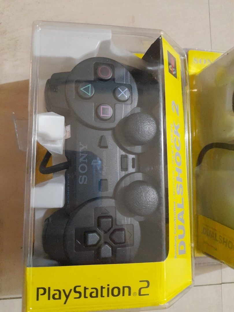 PS2 CONTROLLER (Category: Controllers) located in Quezon City. Submitted by hajjasittienor (Listing ID 1335695176, Image 1). Description: BRAND NEW. PS2 AV CABLE.200 PS2 POWER SUPPLY.500 PS2 8MB MEMORY CARD.200 .....PWEDE PICK UP .... PWEDE GCASH AVIDA TOWER NEW MANILA COL BONNY SERRANO AVE QUEZON CITY.