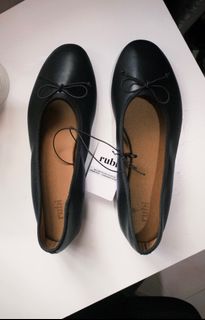(Category: ) located in . Submitted by preloved_hny (Listing ID 1335666799, Image 1). Description: .
