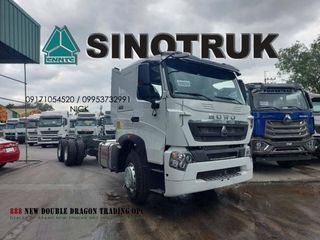 SINOTRUK HOWO T7S 6X4 CAB AND CHASSIS 30FT. 380HP