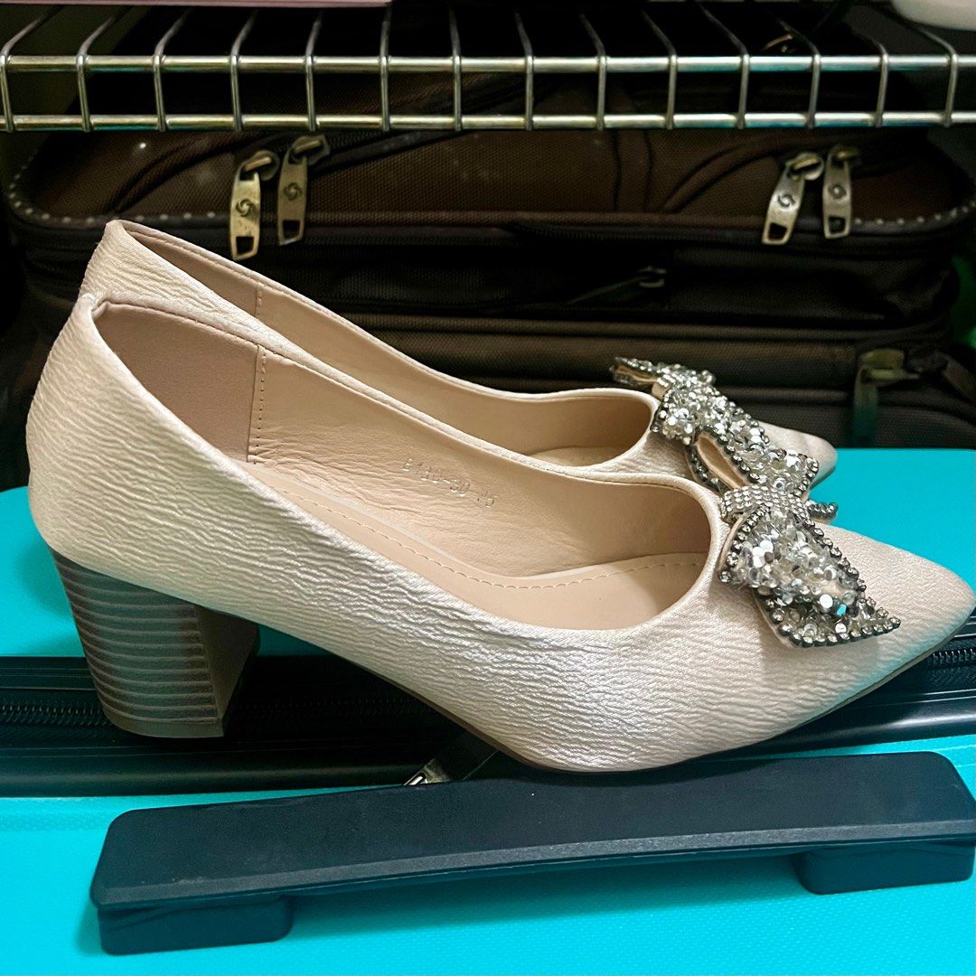 Sparkly Diamond Nude Heels Pointed Toe Heels Pointed Toe Sandals Pointed Toe Mary Jane Women s Fashion Footwear Heels on Carousell