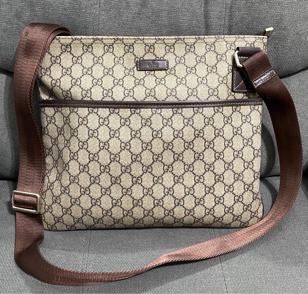 Supreme Gucci Crossbody Bag Women s Fashion Bags Wallets Cross body Bags on Carousell