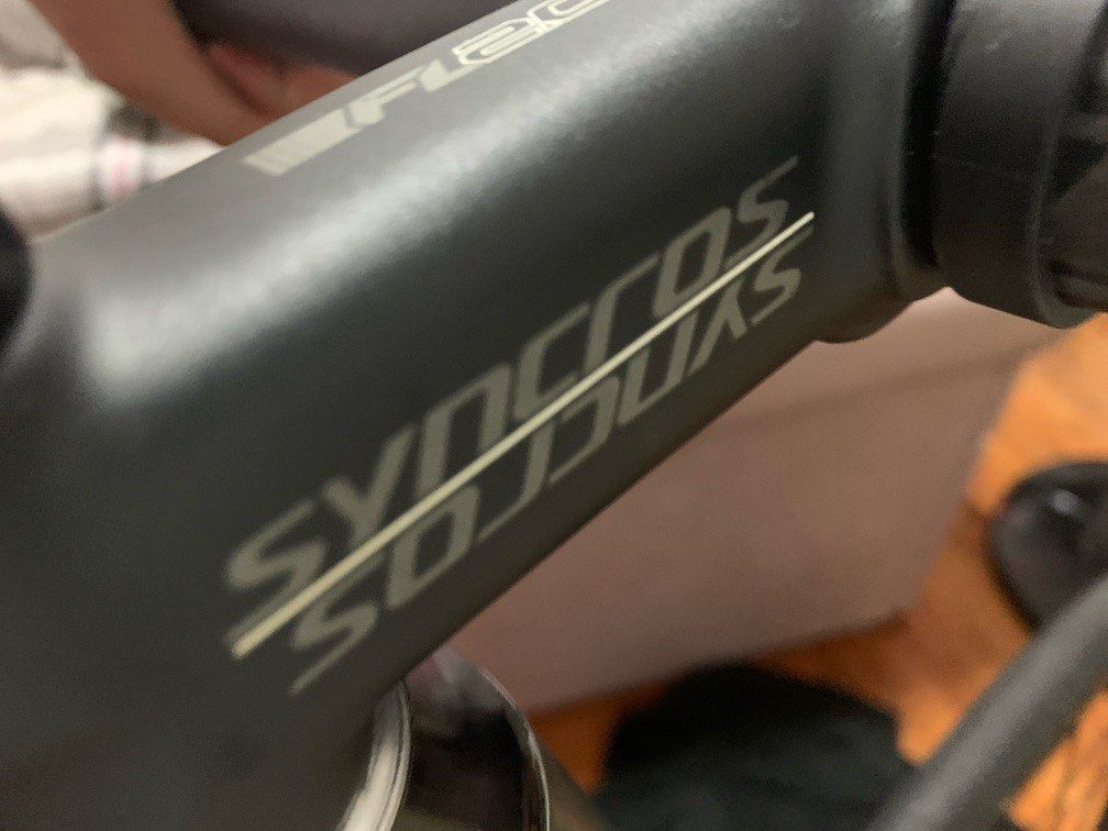 Syncros stem (Category: Parts & Accessories) located in Singapore. Submitted by jcrcmsjby924489 (Listing ID 1335731218, Image 3). Description: 90mm.