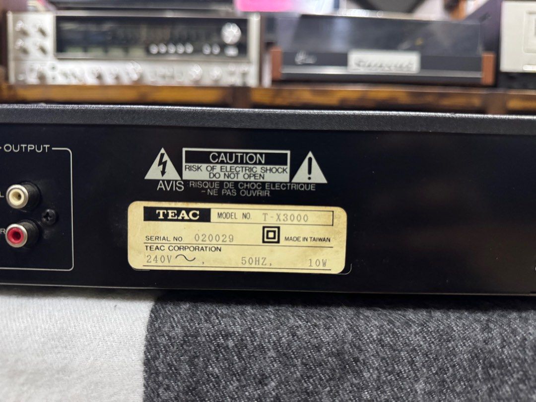 Teac Am/FM Digital Synthesizer Tuner (TX-3000), Audio, Soundbars ...