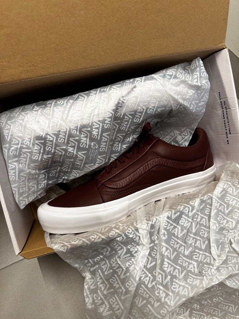 🔥 Vans Old Skool Andorra in Burgundy leather, Men's Fashion