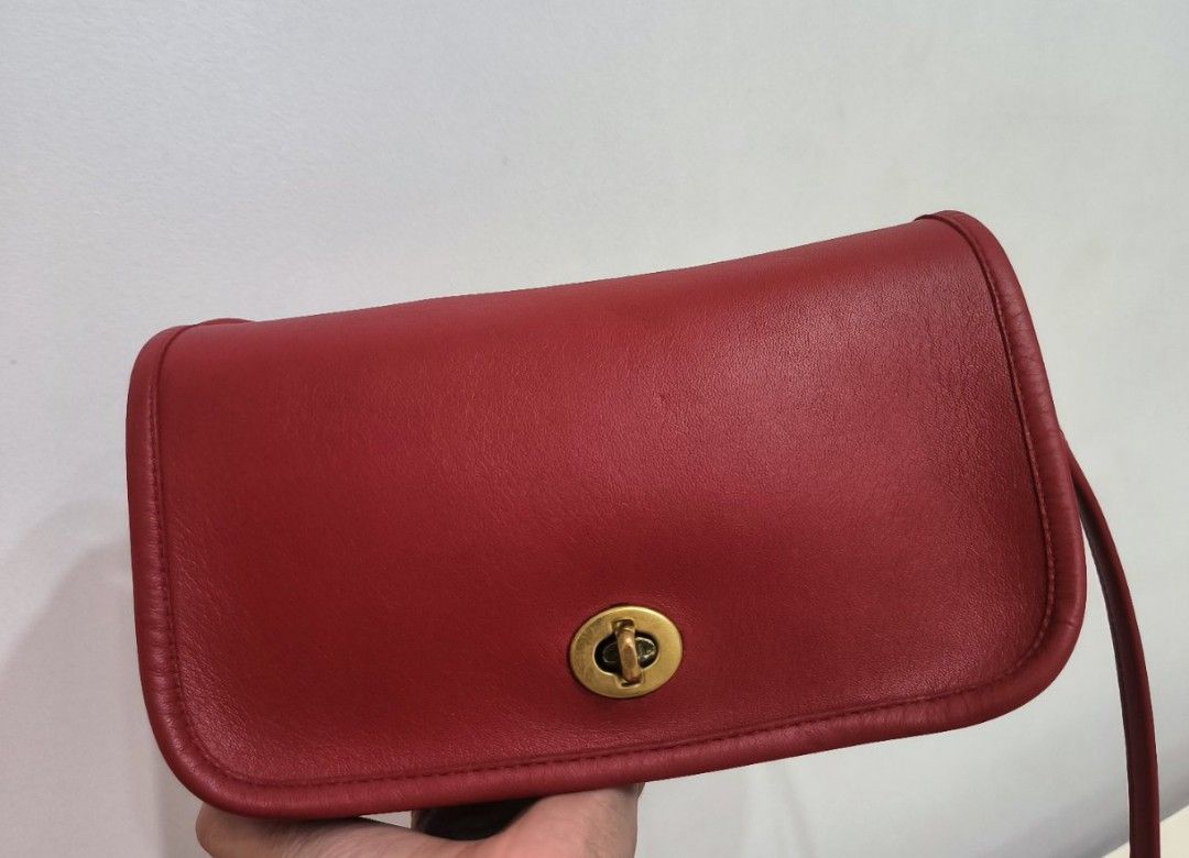 Vintage Coach Dinky Bag