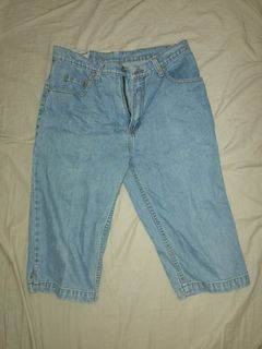 (Category: ) located in . Submitted by cchua97 (Listing ID 1335758149, Image 1). Description: .