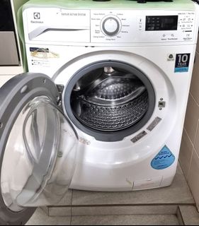 (Category: ) located in . Submitted by kaleem (Listing ID 1335746682, Image 1). Description: .