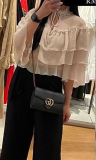 (Category: ) located in . Submitted by farzaida (Listing ID 1335663568, Image 1). Description: .