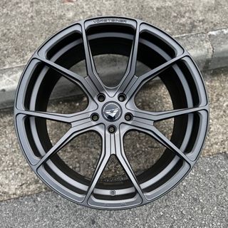 (Category: ) located in . Submitted by hocksengwahtyres (Listing ID 1110855220, Image 1). Description: .