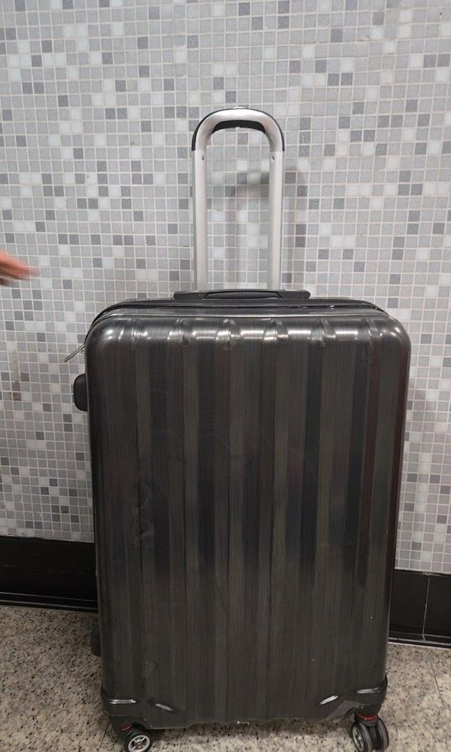 Laox luggage shop