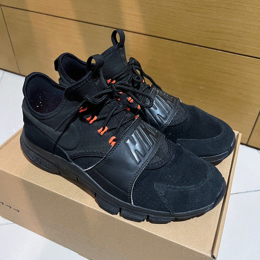 NIKE Free Ace Lthr US9